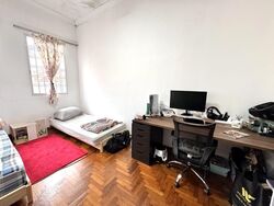 Flora Road (D17), Terrace #551933201